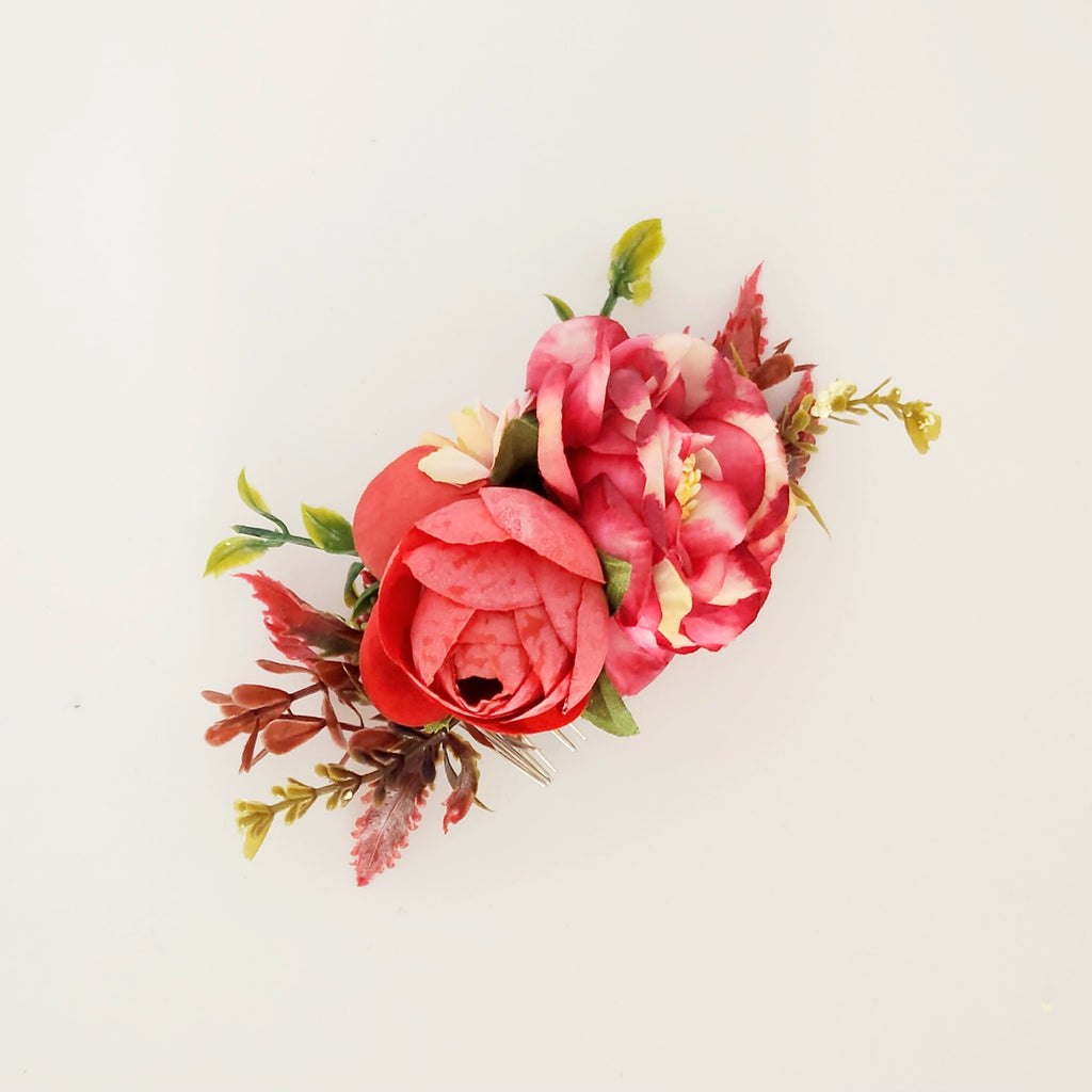 Gwynnie's Accessories | Margaret Hair Flower Blushing Red