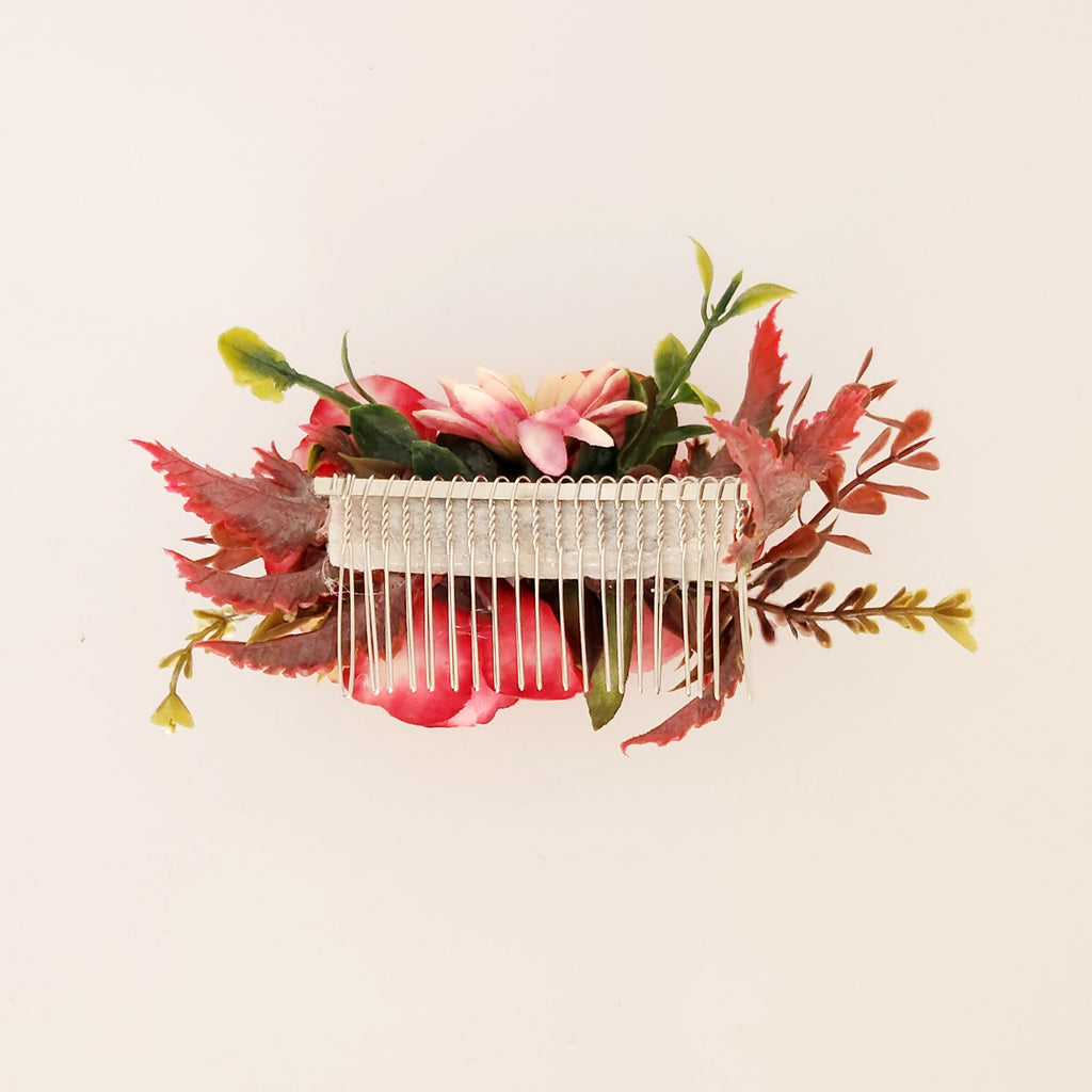 Gwynnie's Accessories | Margaret Hair Flower Blushing Red