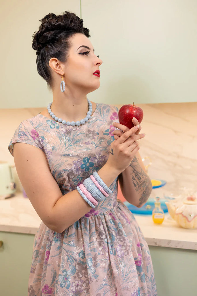 Splendette Heavy Carve Powder Blue CLASSIC Midi Bangle