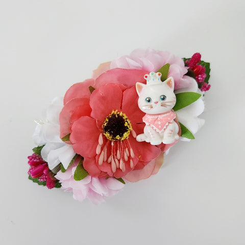 Gwynnie's Handmade Hair Flower - Queenie Kitty Blossom White