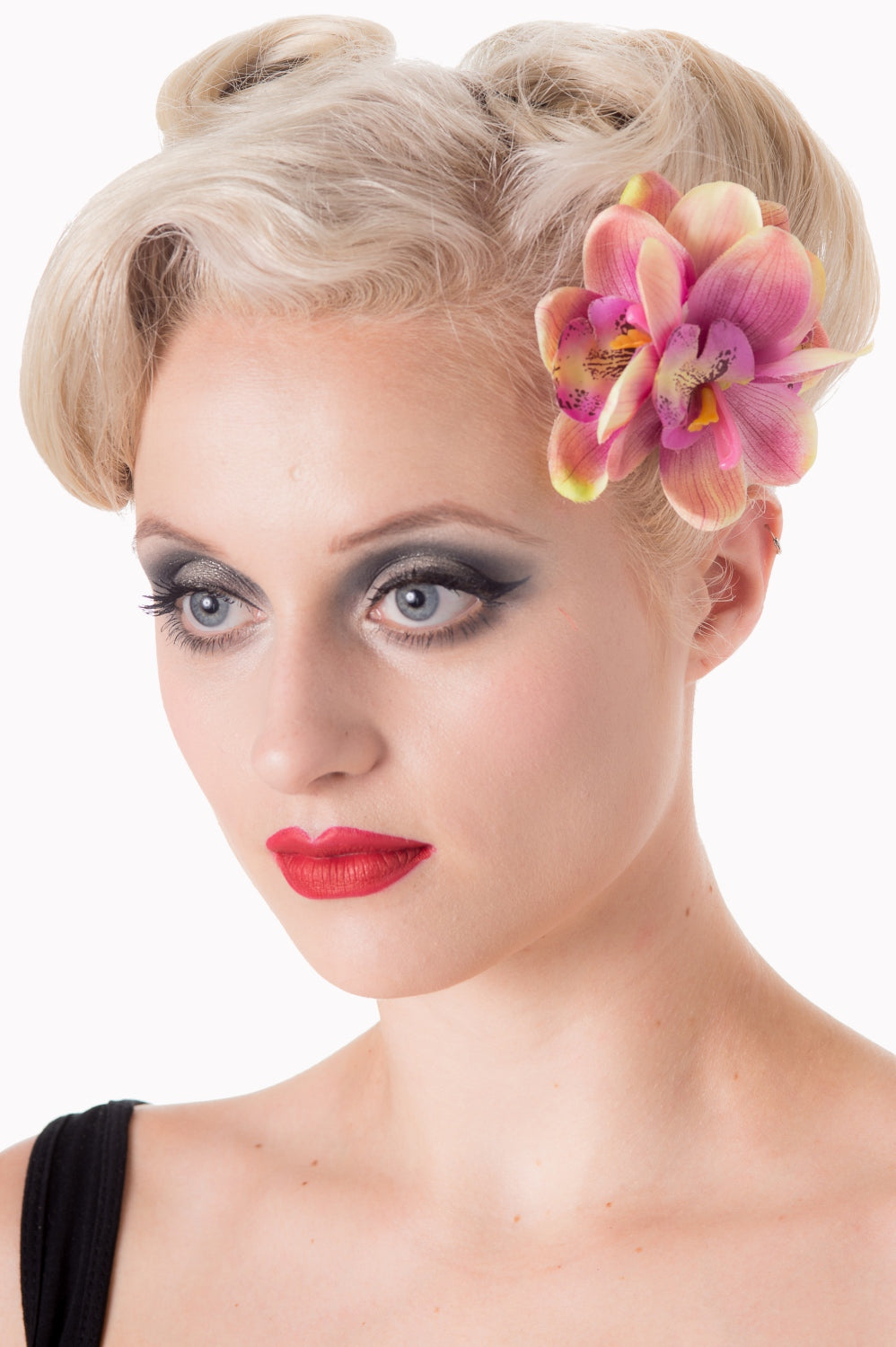 Banned Apparel Blossom Hairclip Dusty Pink