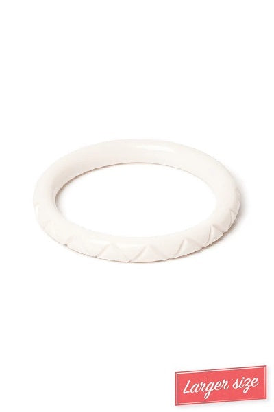 Splendette Heavy Carve Salty DUCHESS Narrow Bangle